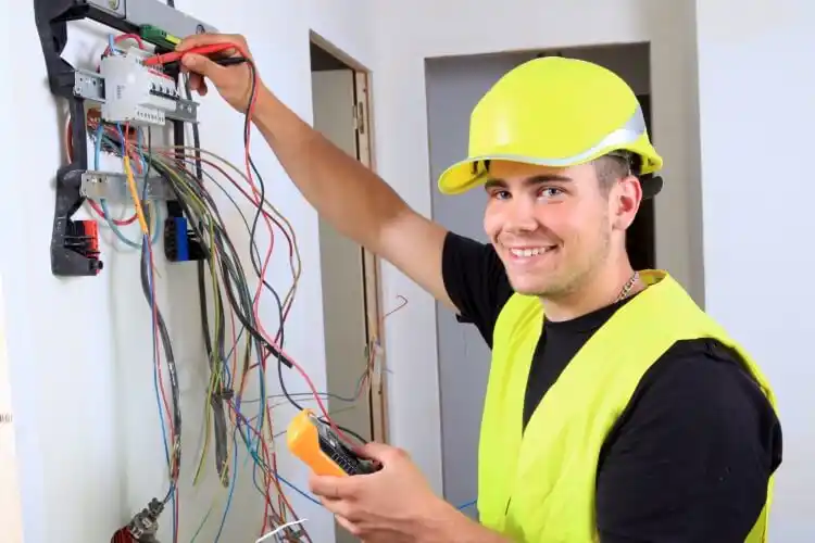 elektricien Macharen